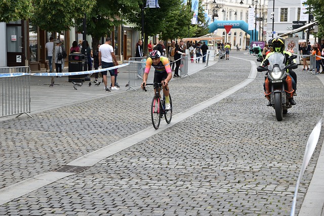 穆雷单节砍23分，刷新生涯单节得分纪录
