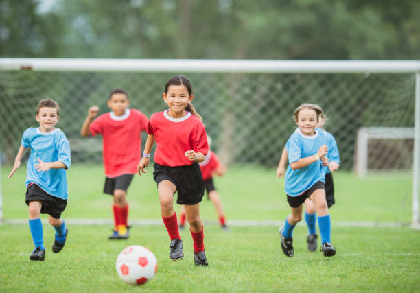 怀特第三节轰14分带队反超，米勒单节4三分回应